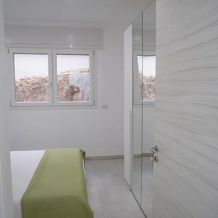 Cordella 1 *
